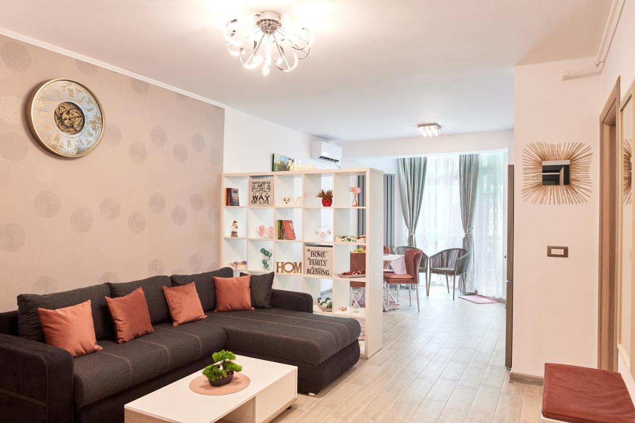 Sun Fantasea Apartment Spa N Pool Beach Resort Năvodari Exteriér fotografie